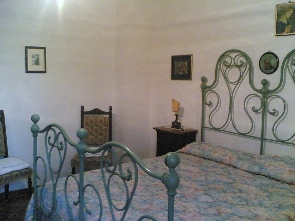 Bed&Breakfast Giardino Agritourist Controguerra Δωμάτιο φωτογραφία